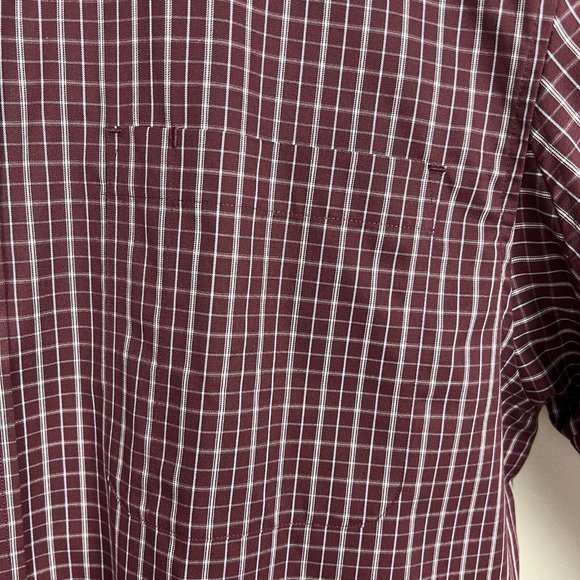 Duluth Trading Shirt Mens Large Wrinkle Fighter Check Plaid Button Down Burgundy - Picture 4 of 10